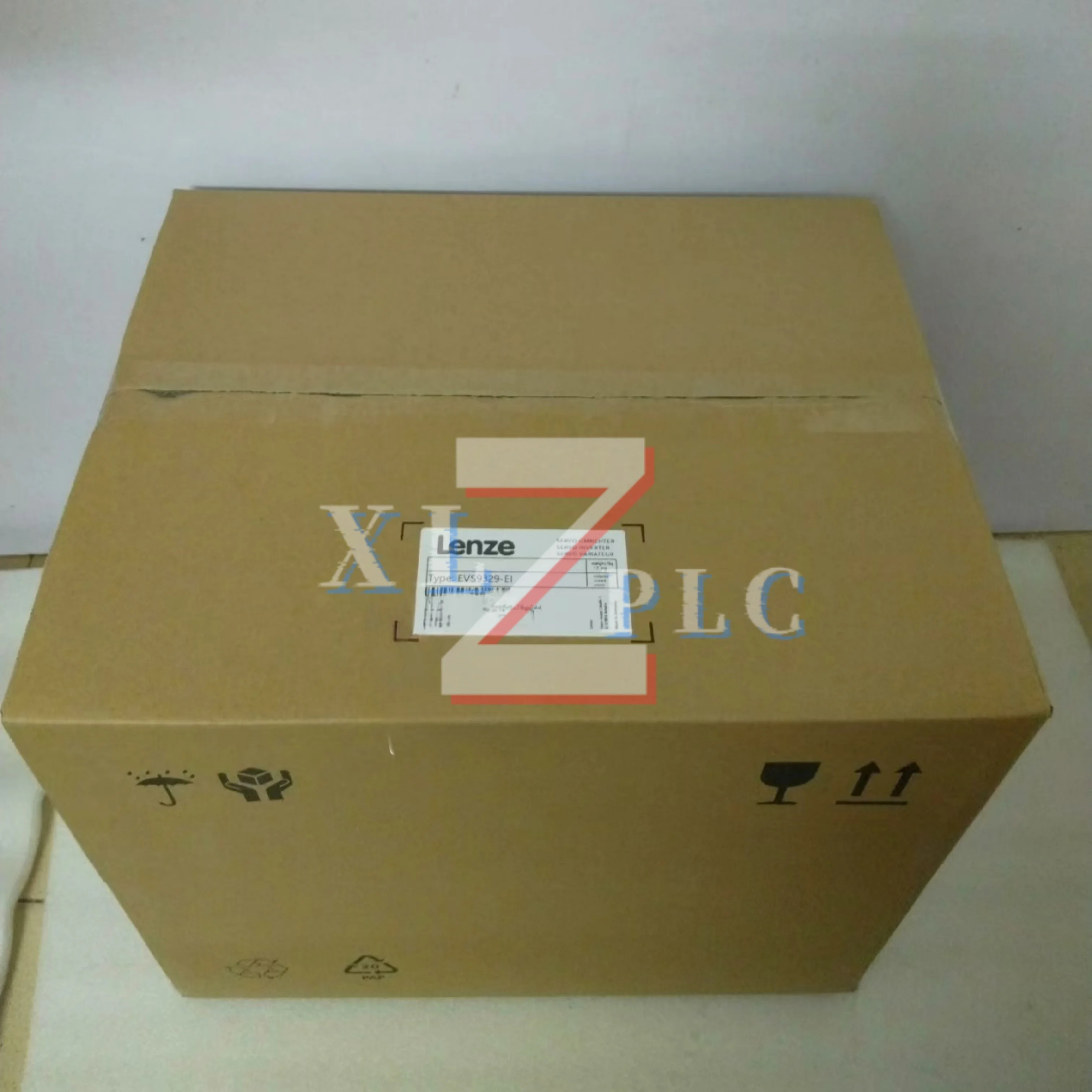주파수 변환기 EVS9329-ETV004  EVF9329-EVV004 EVF3929-CVV003 EVF9329-CVV100 EVS9329-EI EVS9329-EK EVS9329-