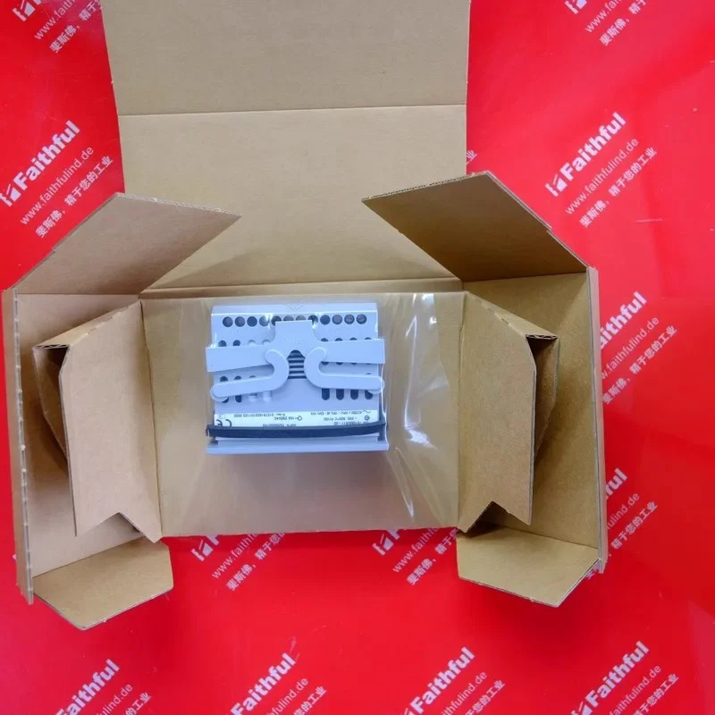 Jumo 00555709 온도 컨트롤러 701060/811-02 N M