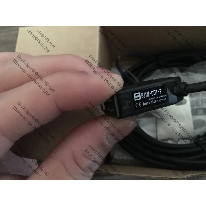 오리지널 BJ1M-DDT-P 포토 센서 12-24VDC