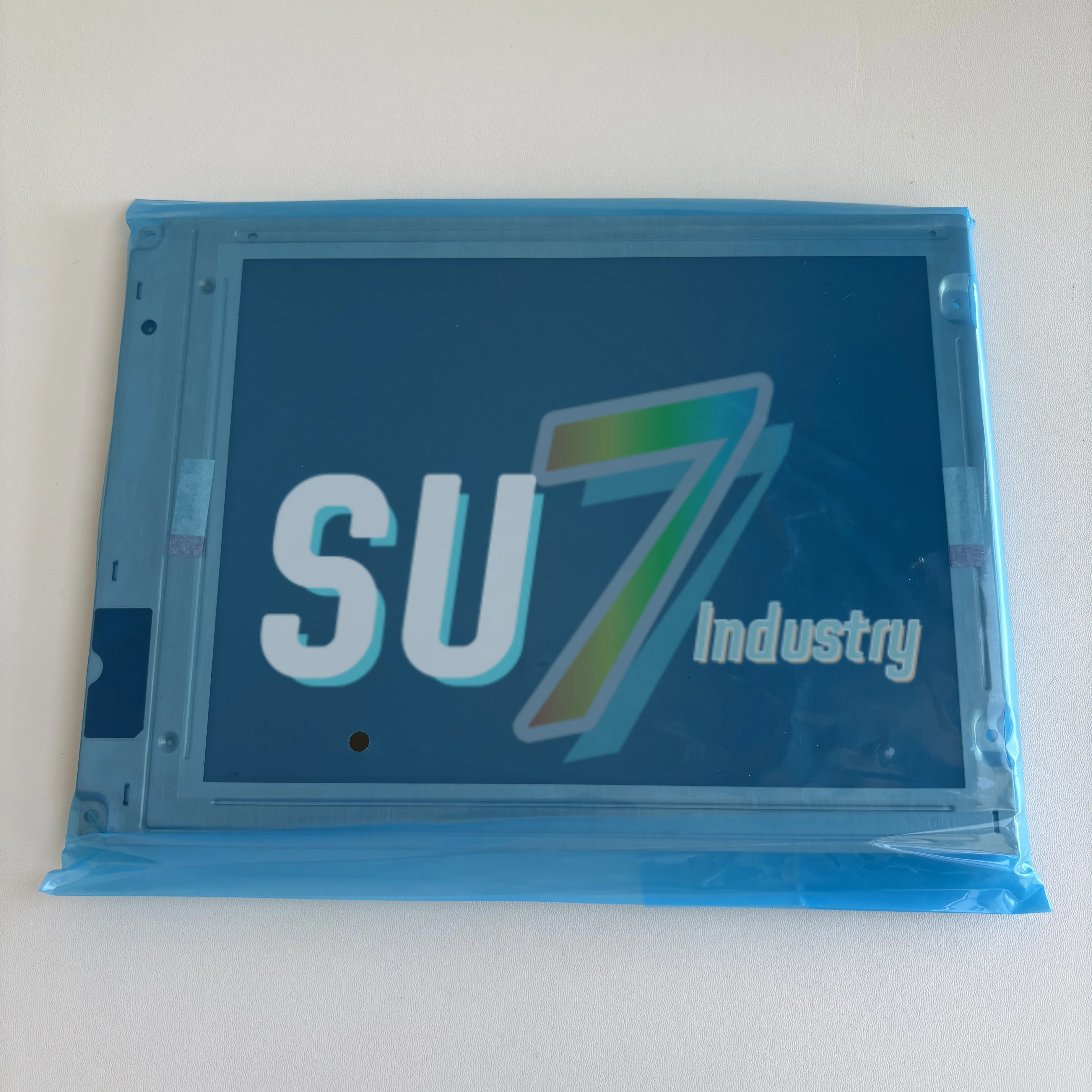 LCD LQ104V1DG11
