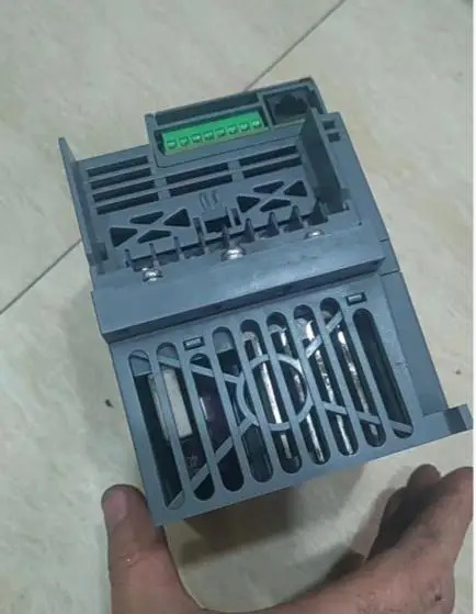 주파수 변환기 T310HU22N4A2.2KE