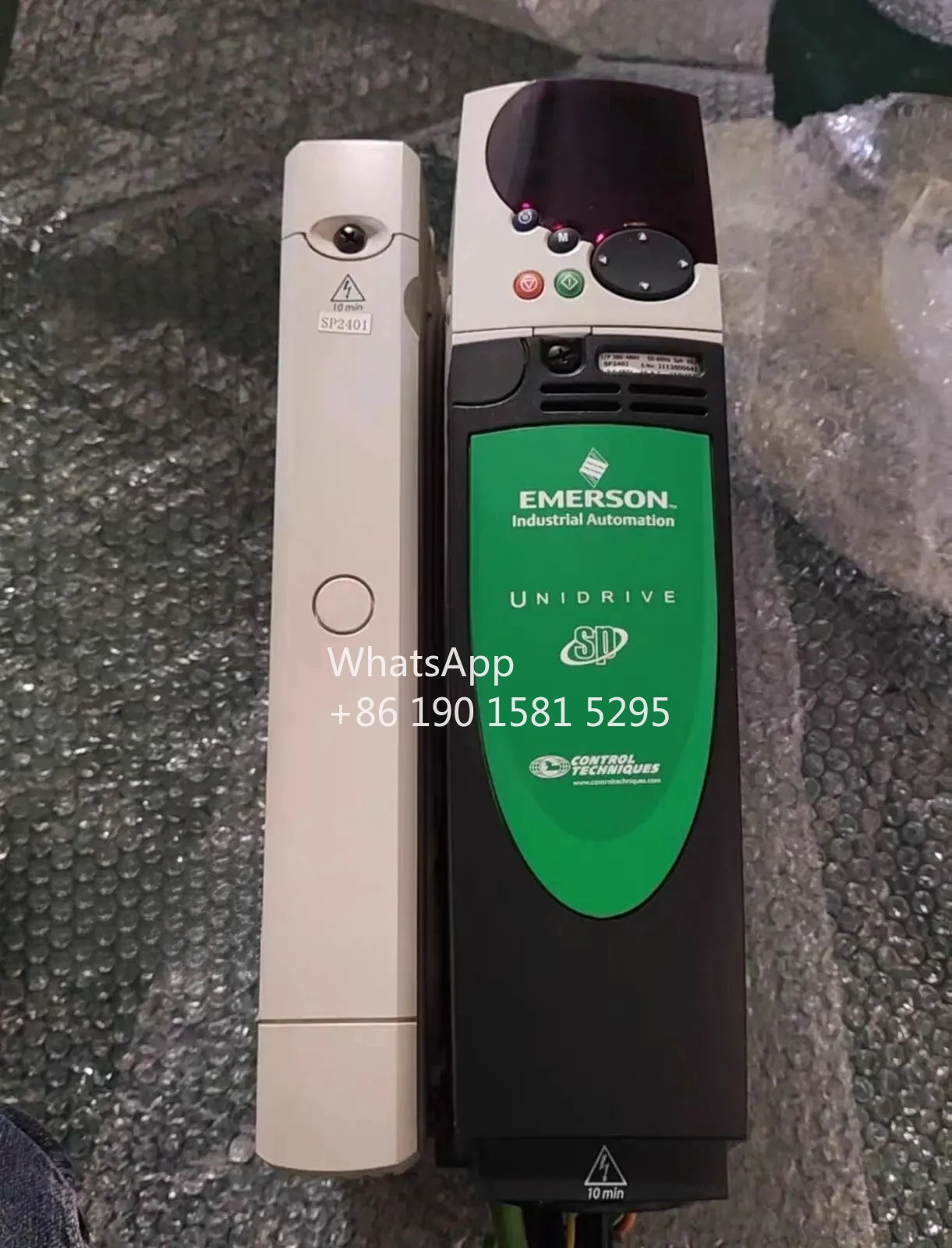 에머슨 CT 인버터 SP2401 5.5 / 7.5KW 380V 상태