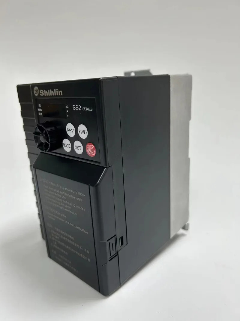SS 2 - 043-2.2 k 대만 Shihlin 인버터 2.2KW380V 3상 새 원본