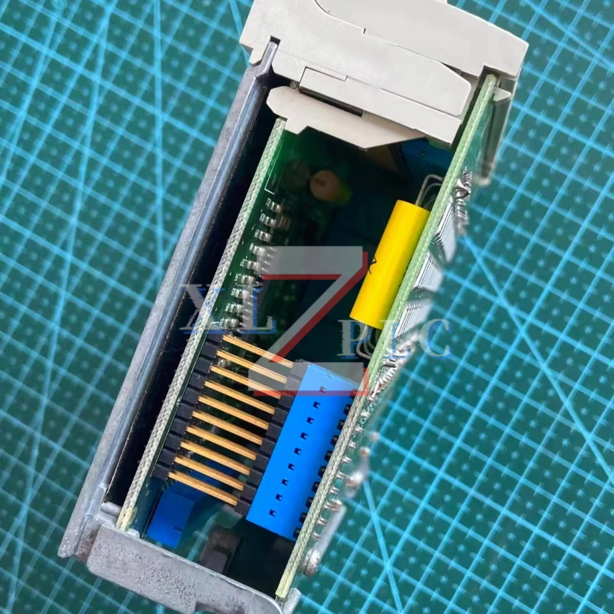 TSXDMZ28AR 오리지널 PLC 모듈