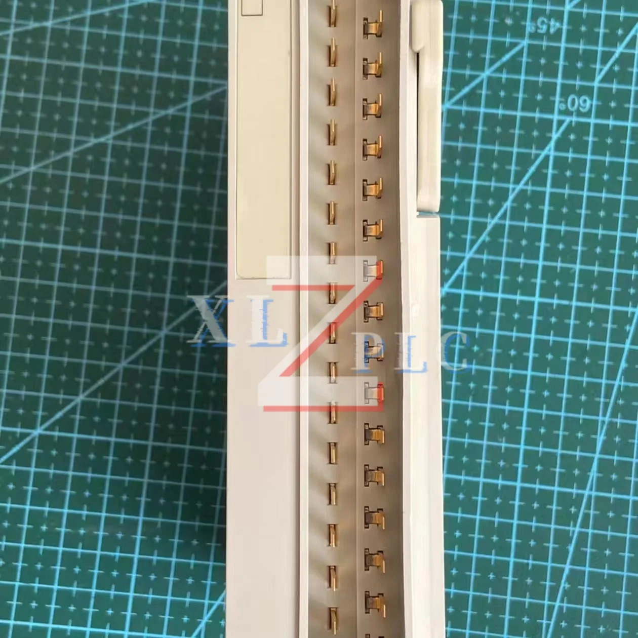 TSXDMZ28AR 오리지널 PLC 모듈