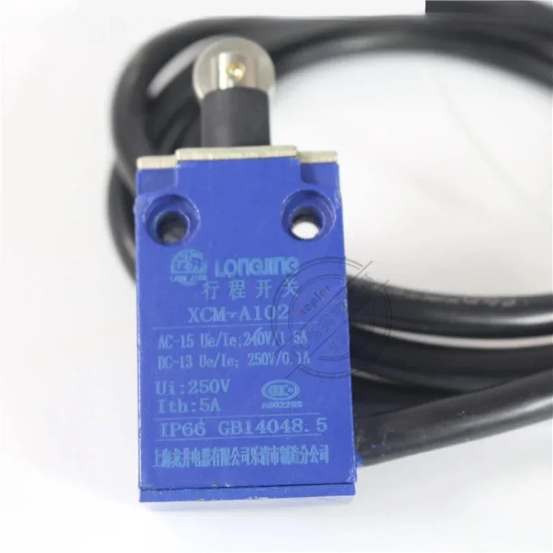 XCM-A102 스위치 제LL5XCM 공작 기계 금형 액세서리 1 미터 A103 A110 A115