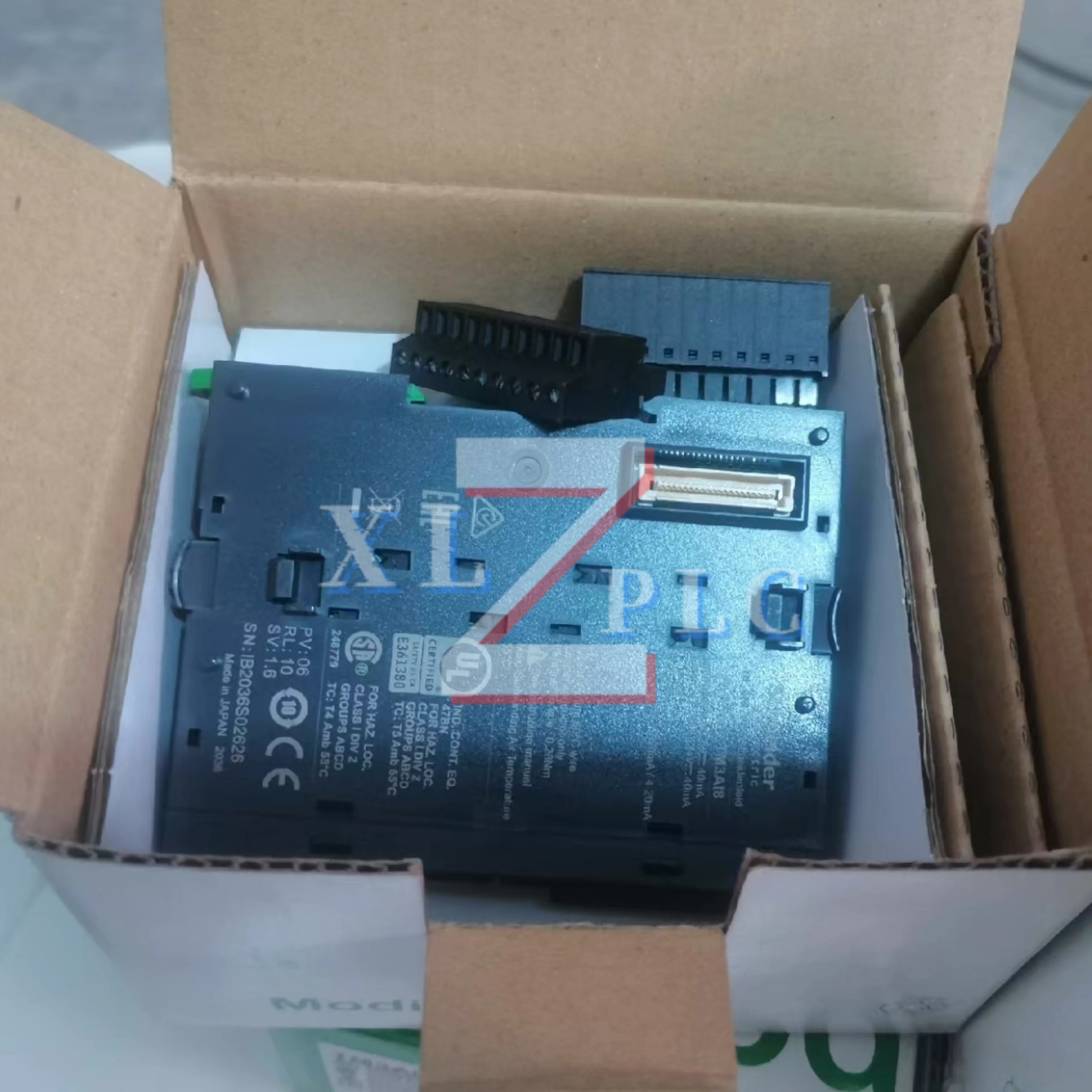 PLC 모듈 TM2DRA8RT TM3AI4