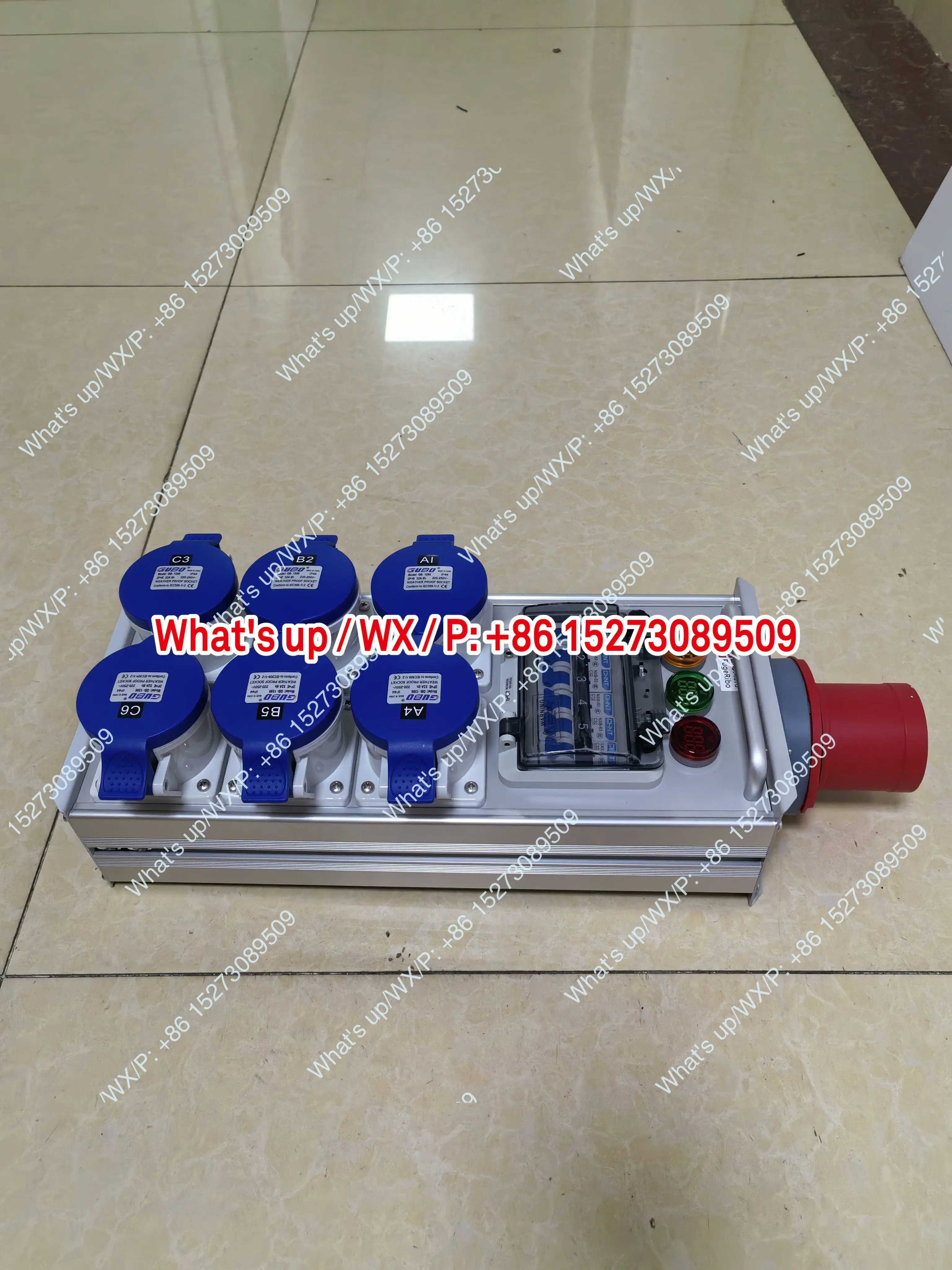 6웨이 32A3 코어 각각 6000w 출력 63A5 입력