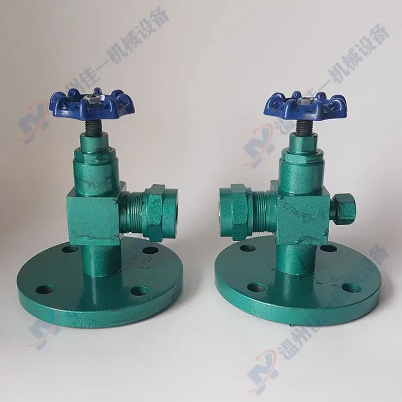 DN20/DN25 탄소강 PTFE 플랜지 라이닝 스테인레스 스틸 액체 레벨 미터 앵글 밸브