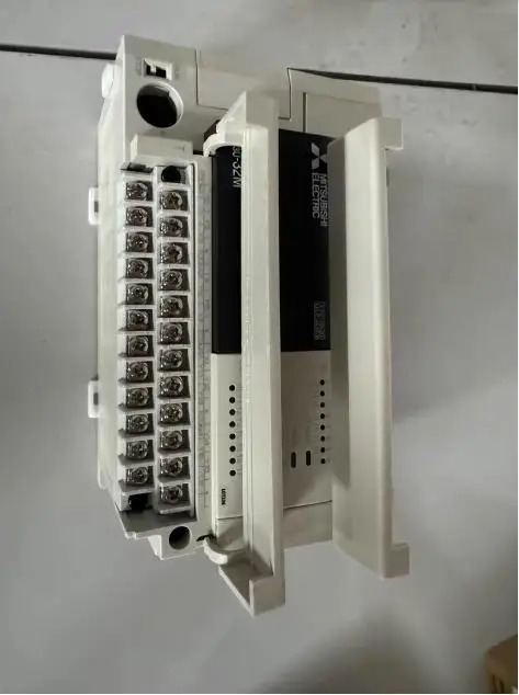 리퍼 fX3U-32MT/ES-A 분해