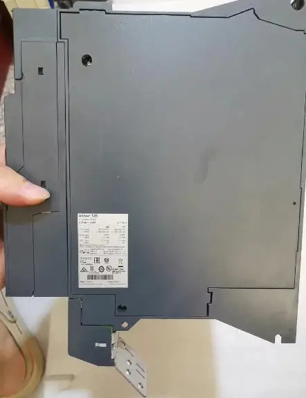 ATV320U06N4B 0.55kw 380 사분해