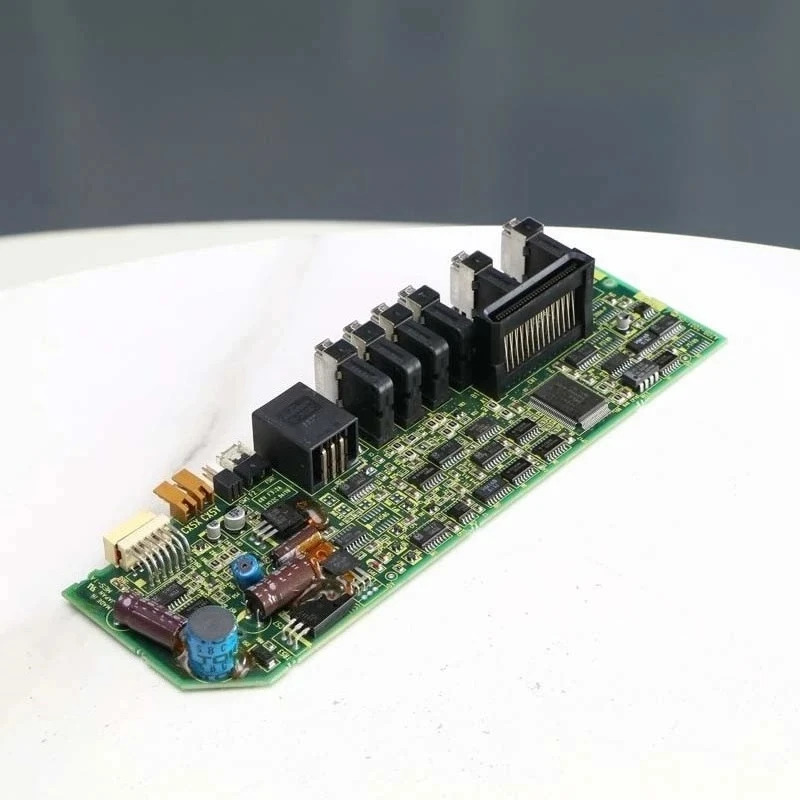 FANUC A20B-2001-0932 서보 제어 통신 보드A20B-2001-0932 A20B-2001-0933 리퍼