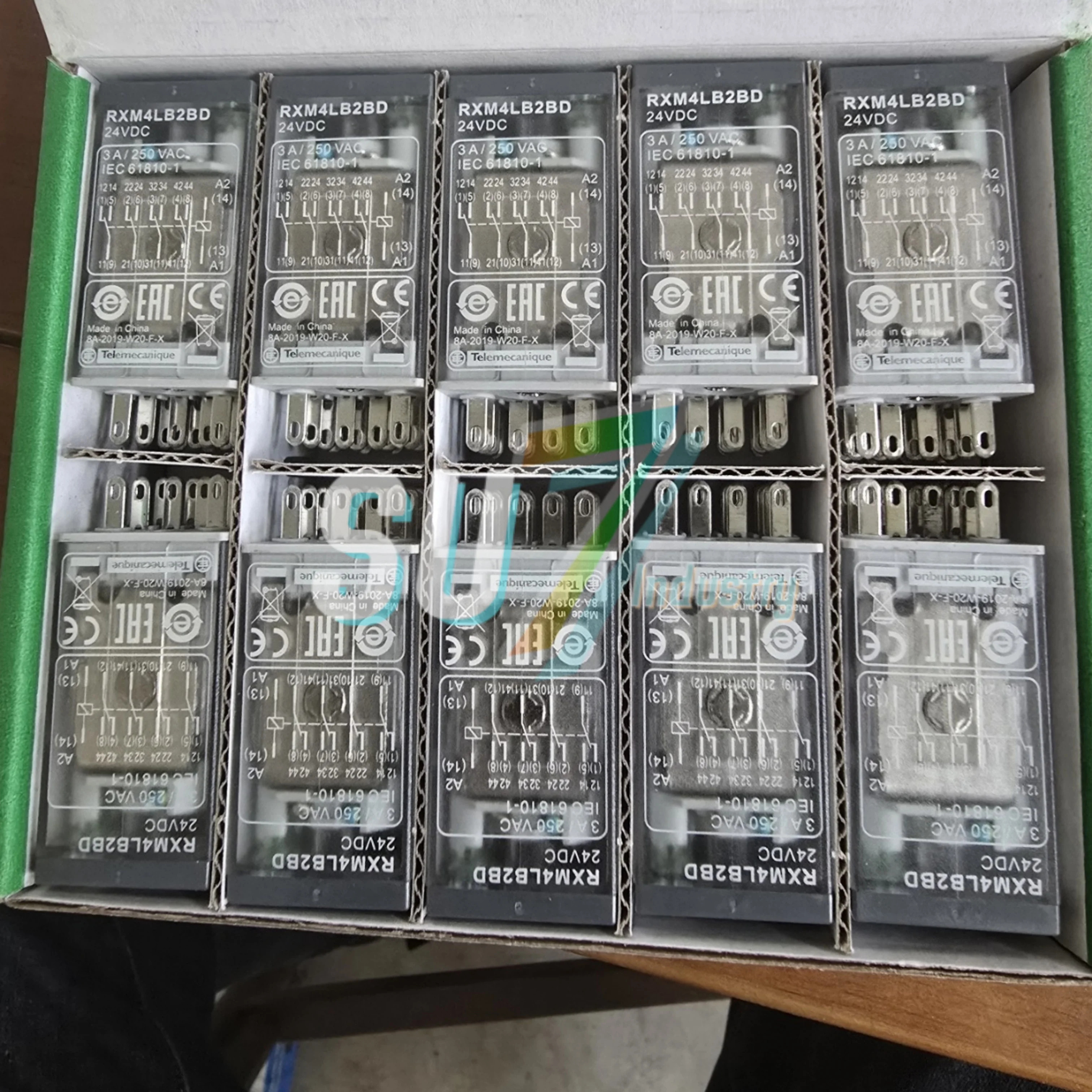 RXM4LB2BD 오리지널 소형 릴레이