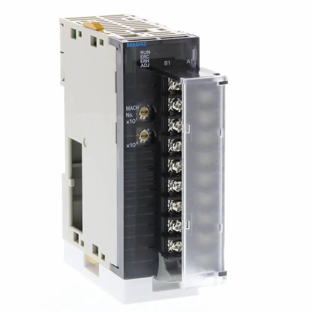 오리지널 아날로그 I/O 유닛 PLC 컨트롤러 CJ1W-MAD42 PAC 전컨트롤러