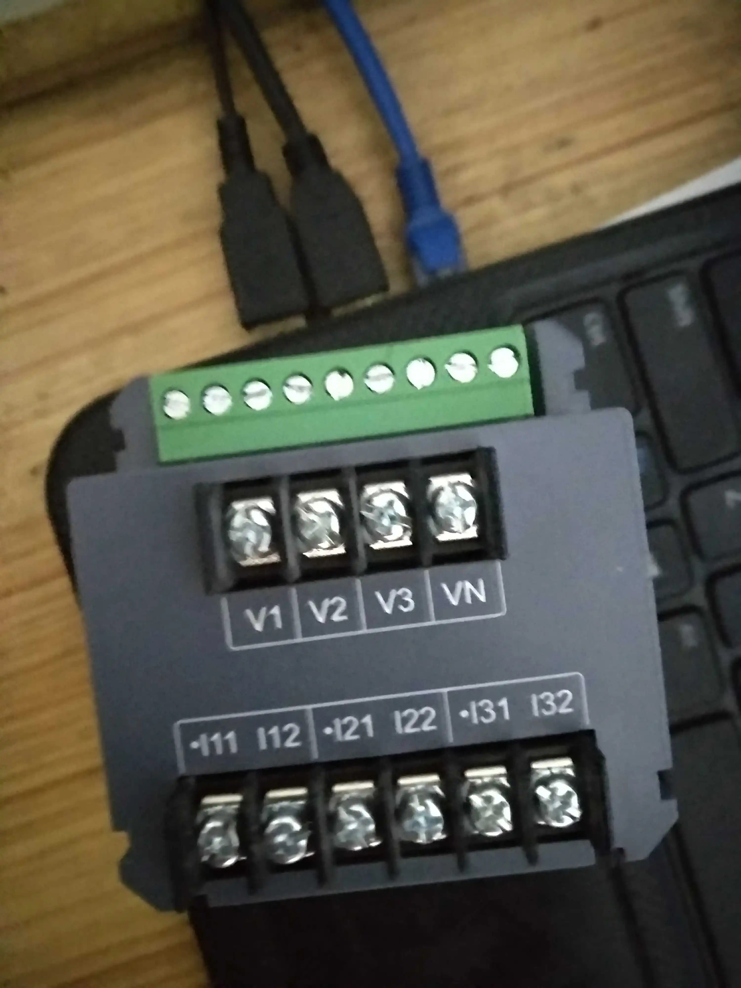 오리지널 PMC-D726M 3상 디지털 측정 제어 미터