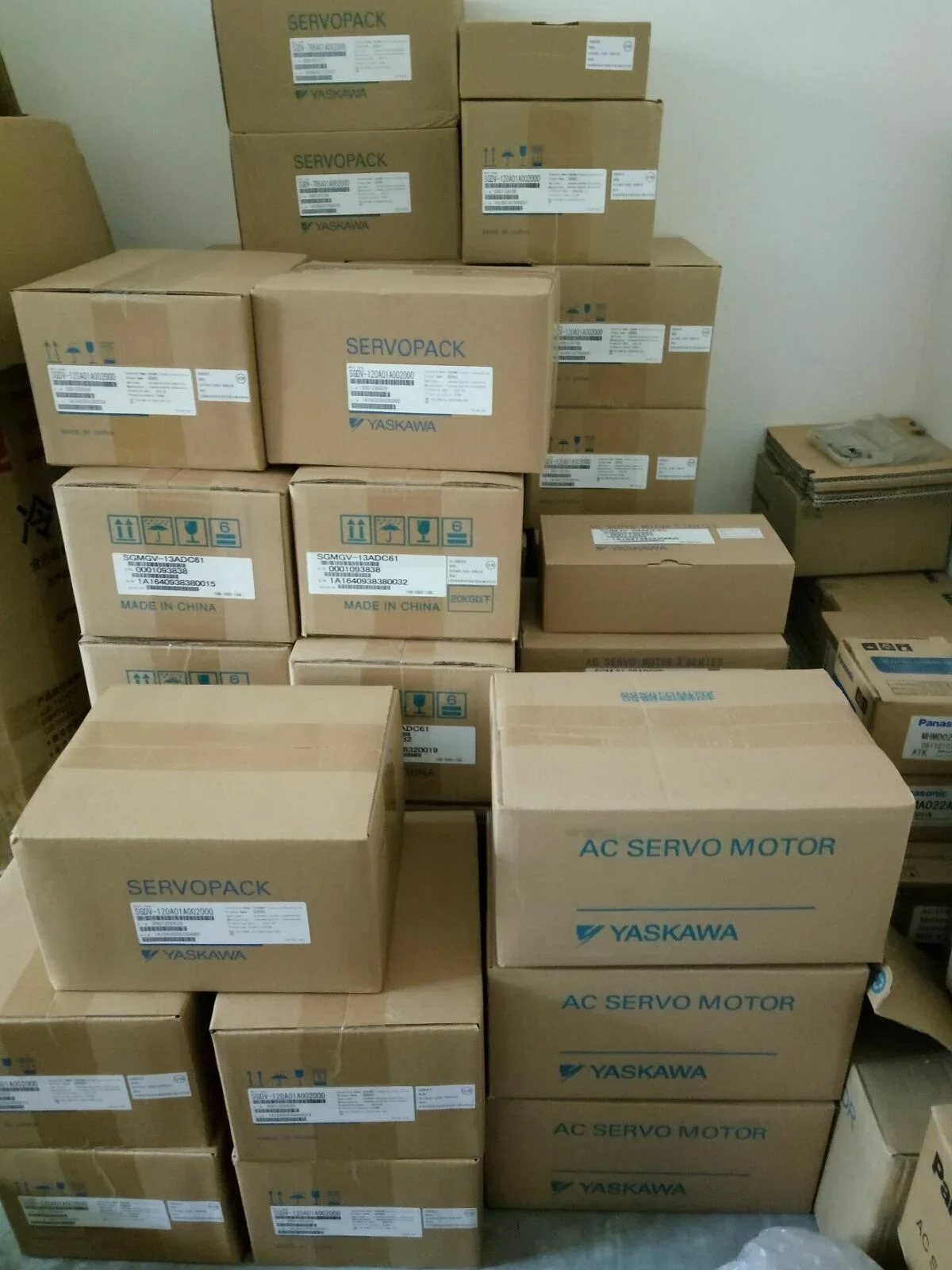 SGM호환PH-15DDA41-E 서보모터 SGM호환PH 15DDA41 E