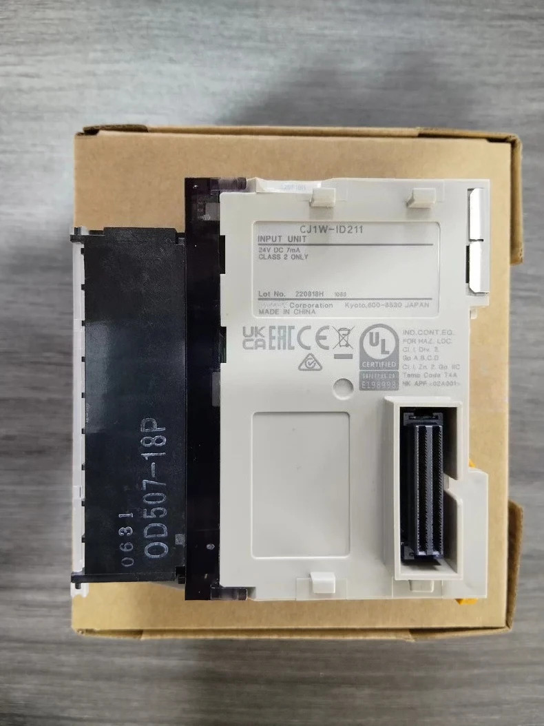 오므론 CJ1W-ID211 PLC 입력모듈새