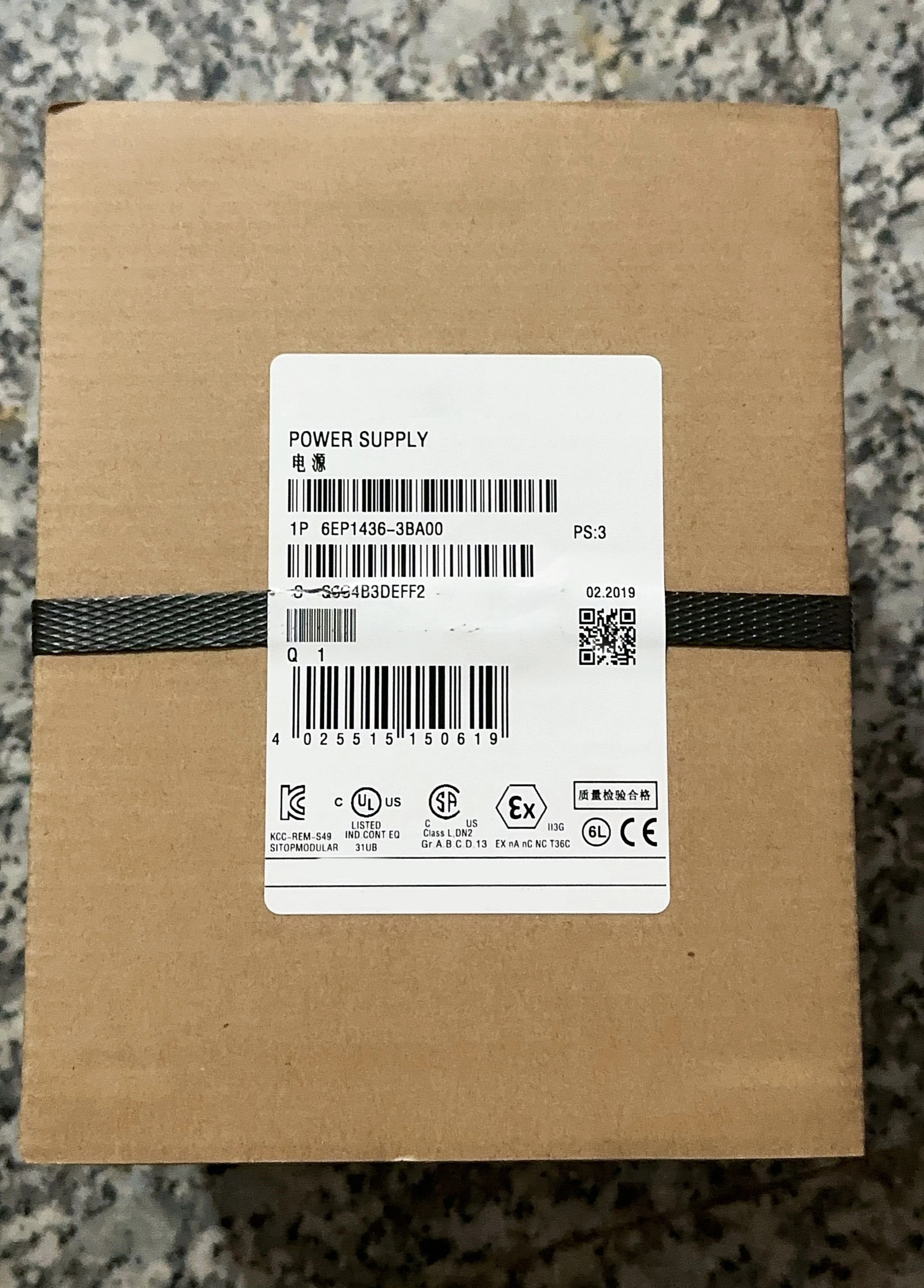 FC-302PK37T5E20H2XNXXXXSXXXXA0BXCXXXXDX 131B2940 오리지널 주파수 변환기 공급