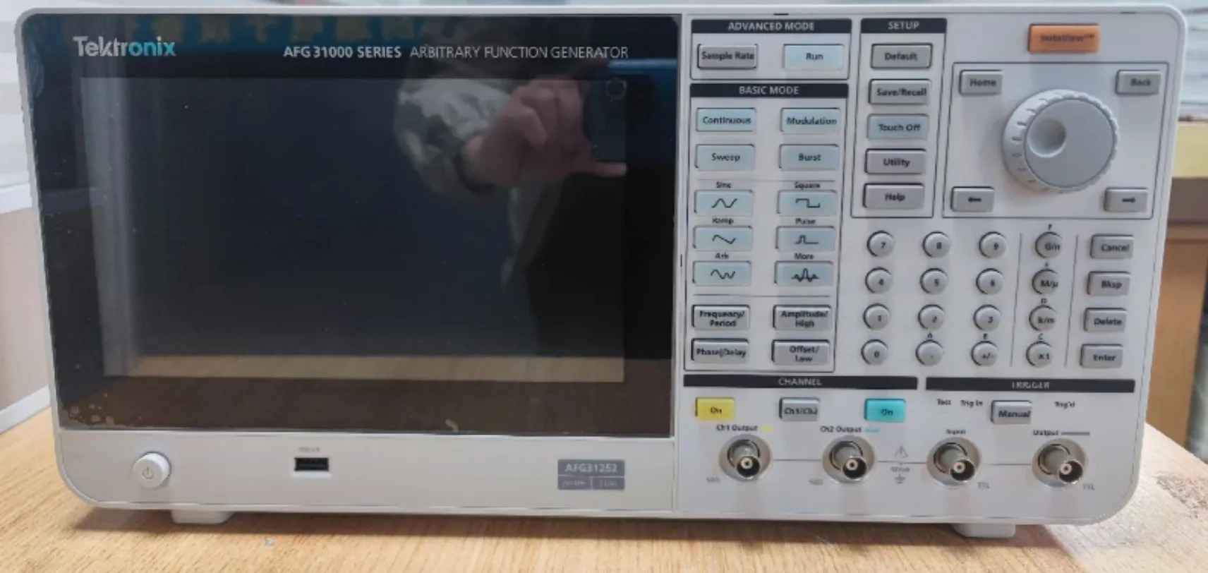 1개 텍트로닉스 AFG31000 시리즈 임함수 발생기 AFG31052 25MHz 2채널xSY