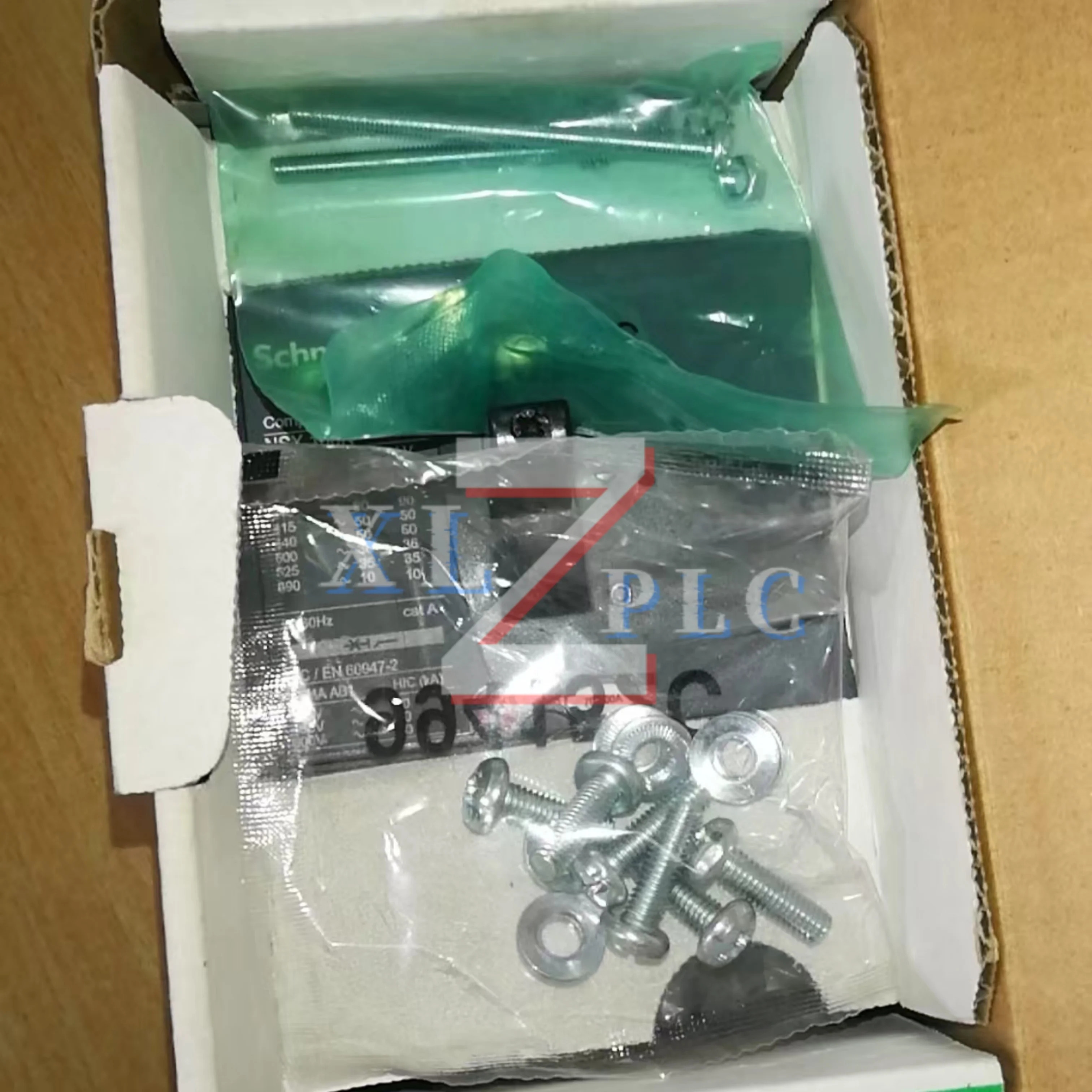 원본 LV429410 LV429840 성형 케이스 전압 트립 코일