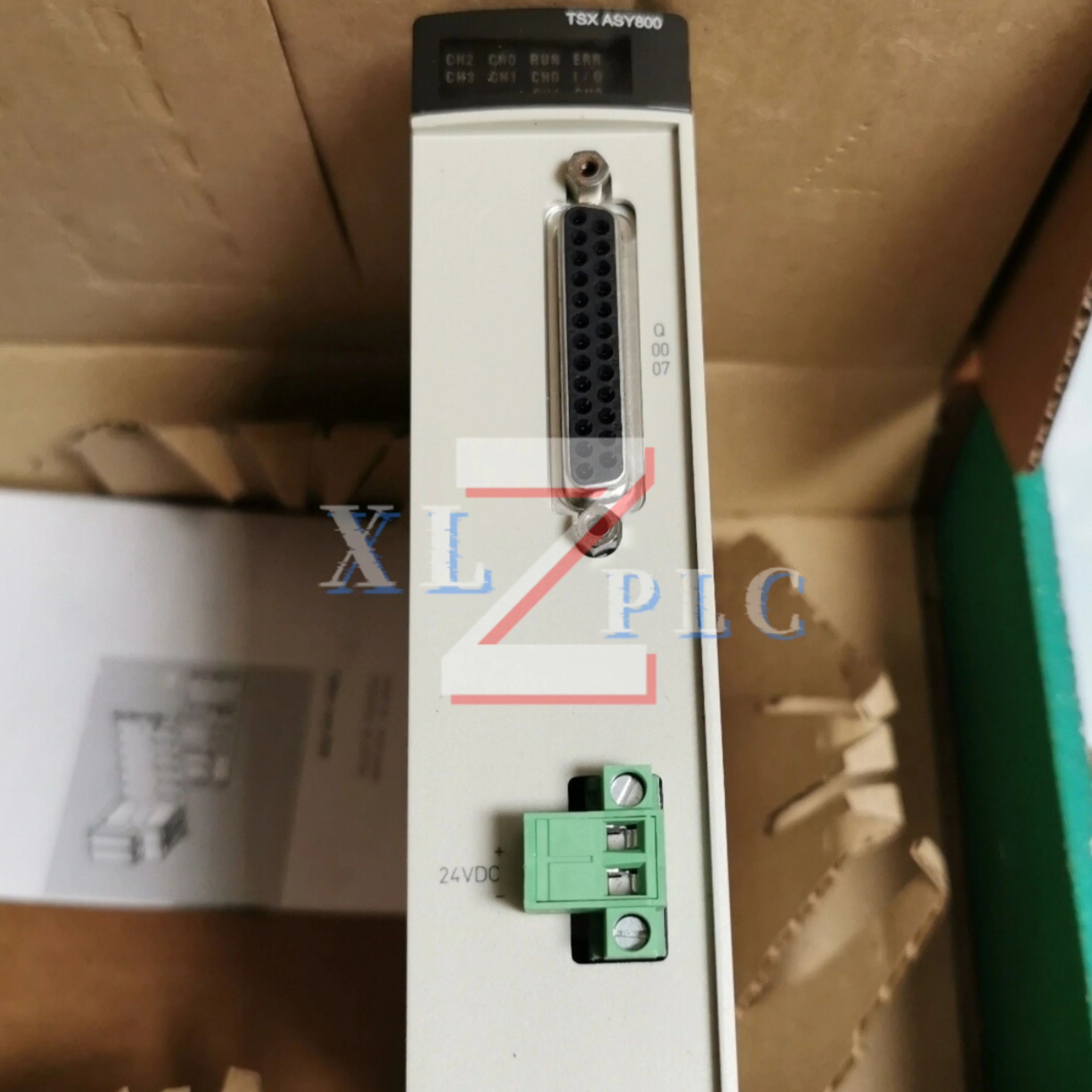 원본 TSXASY800 PLC 모듈