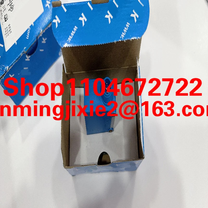 DT50-2B215252 레이저 거리 측정기 센서 새 이며 미개봉