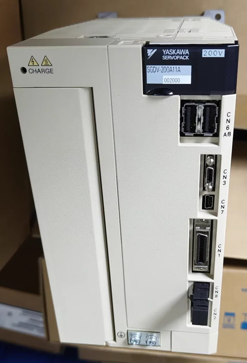 SGDV-200A11A002000 새 서보 드라이브 SGDV 200A11A002000
