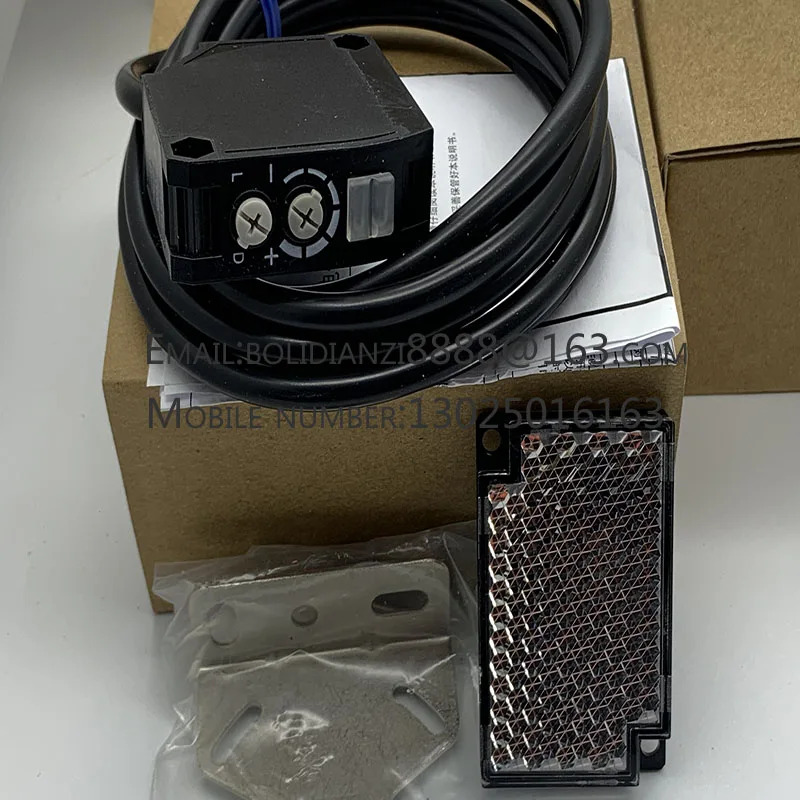 오리지널 E5CN-R2MT-500 온도 컨트롤러 공급