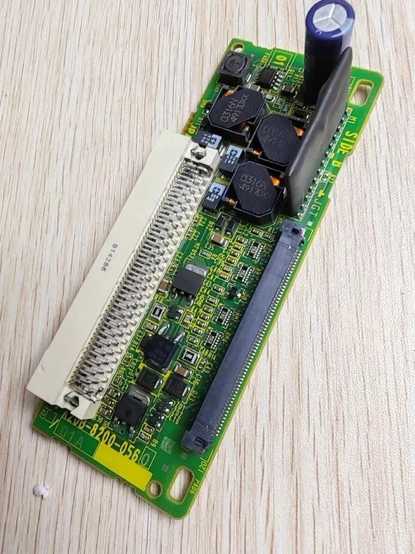 FANUC A20B-8200-0560 회로 기판리퍼된