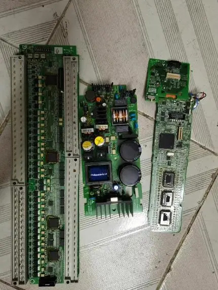 FX3u-128MT/ES-A 리퍼 기계