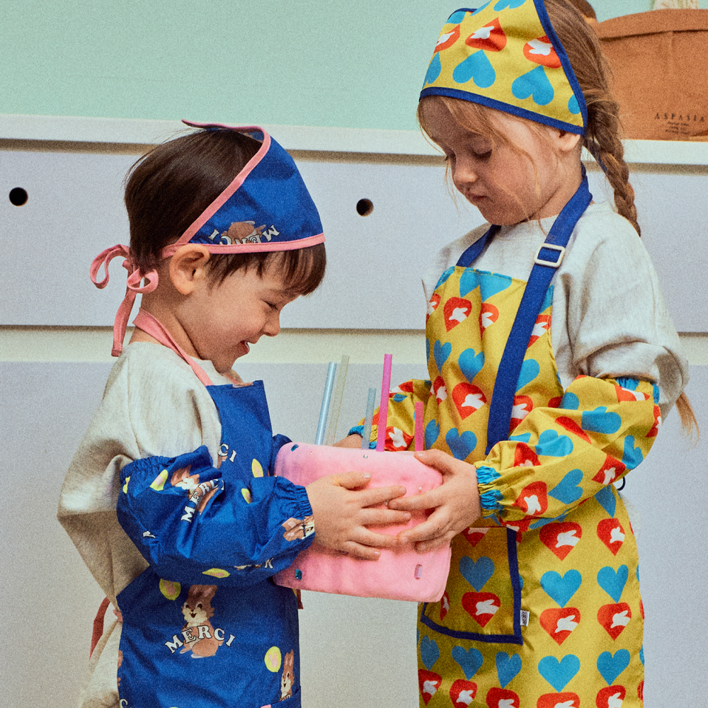 오우아스튜디오 유아 앞치마 3종 세트 어린이집 유치원 방수 두건 팔토시 제품 이미지