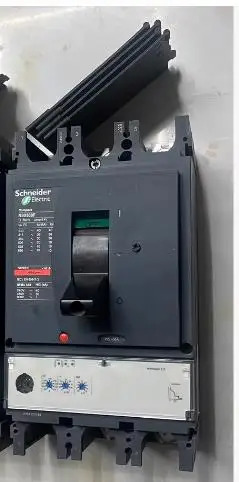 리퍼 기계 성형 케이스 회로차단기 NSX630F