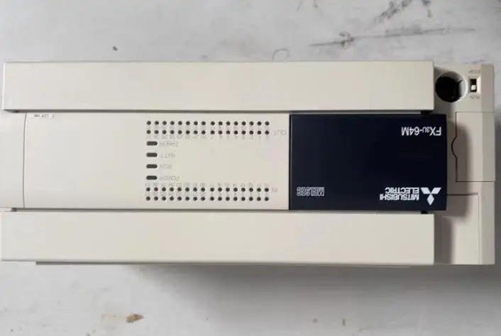 FX3U-64MR/DS 리퍼 기계