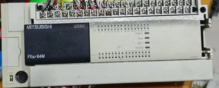 리퍼 FX3U-64MT/ES-A 분해