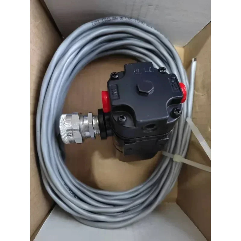 Nordson 센서 XDCR CUR TO PRESS 30FT 케이블 772033 A