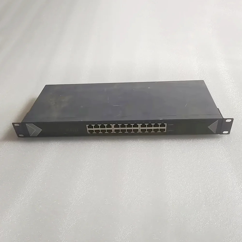 DS-3E0524-E 24포트 기가비트 랙 마운트 스위치