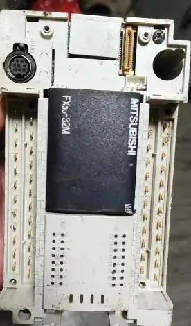 FX3U-32MT/ES-A 리퍼 기계