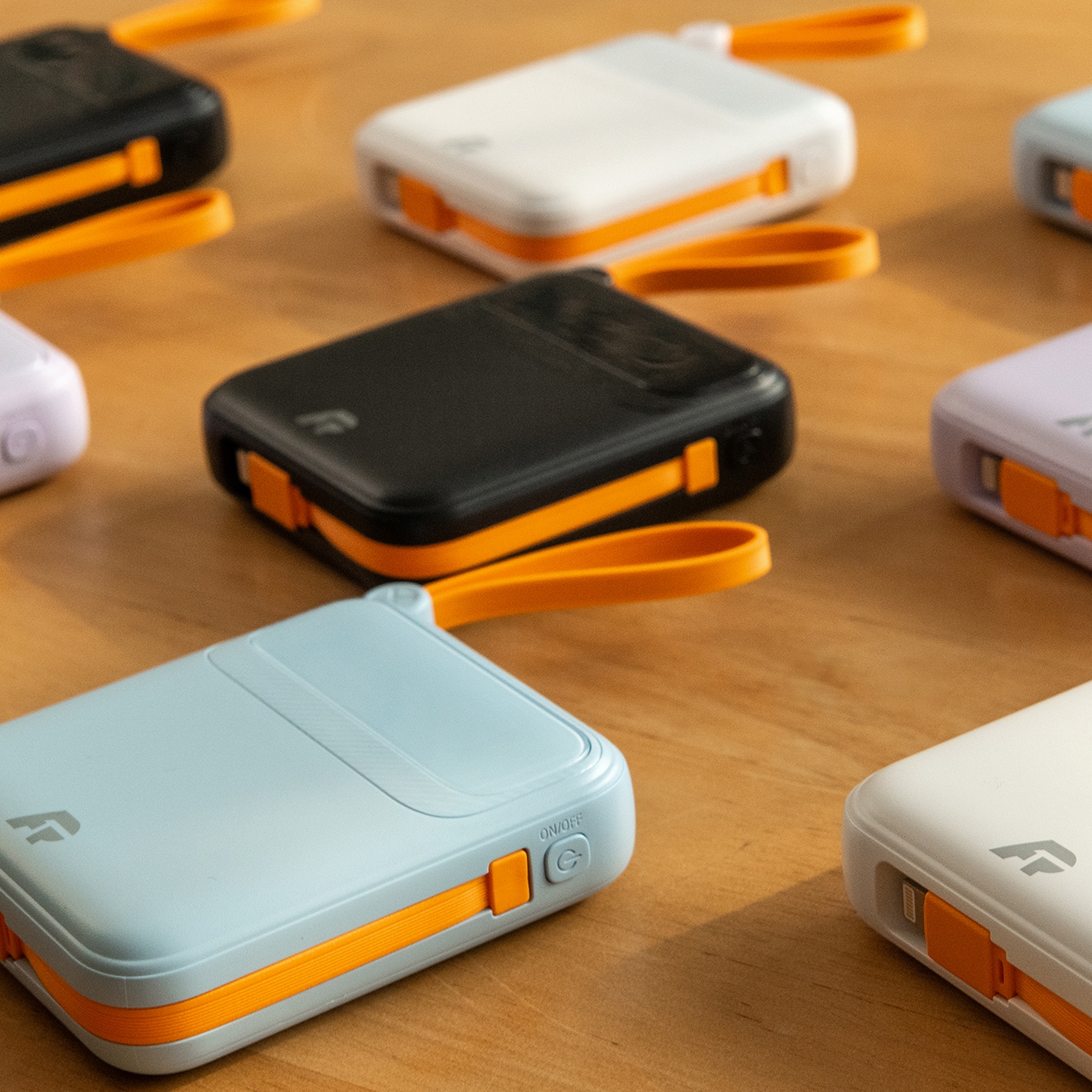 라이즈원 보조배터리 10000mah 고속충전 기내반입 여행용 일체형 휴대용보조배터리 - 상세 이미지 5