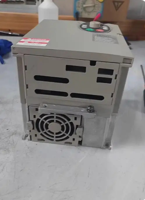 인버터 2.2KW ATV31HU22N4A 리퍼 분해