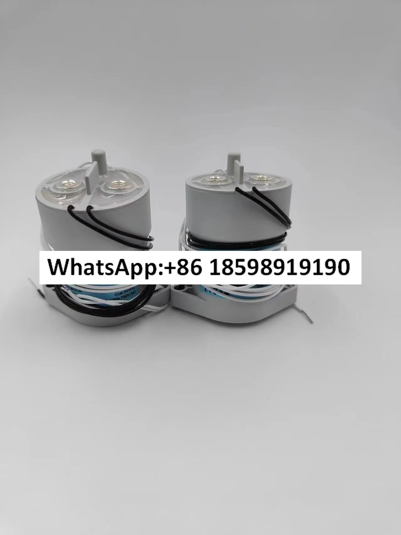 에너지 고전압 DC 접촉기 DC750V100A 24V 코일