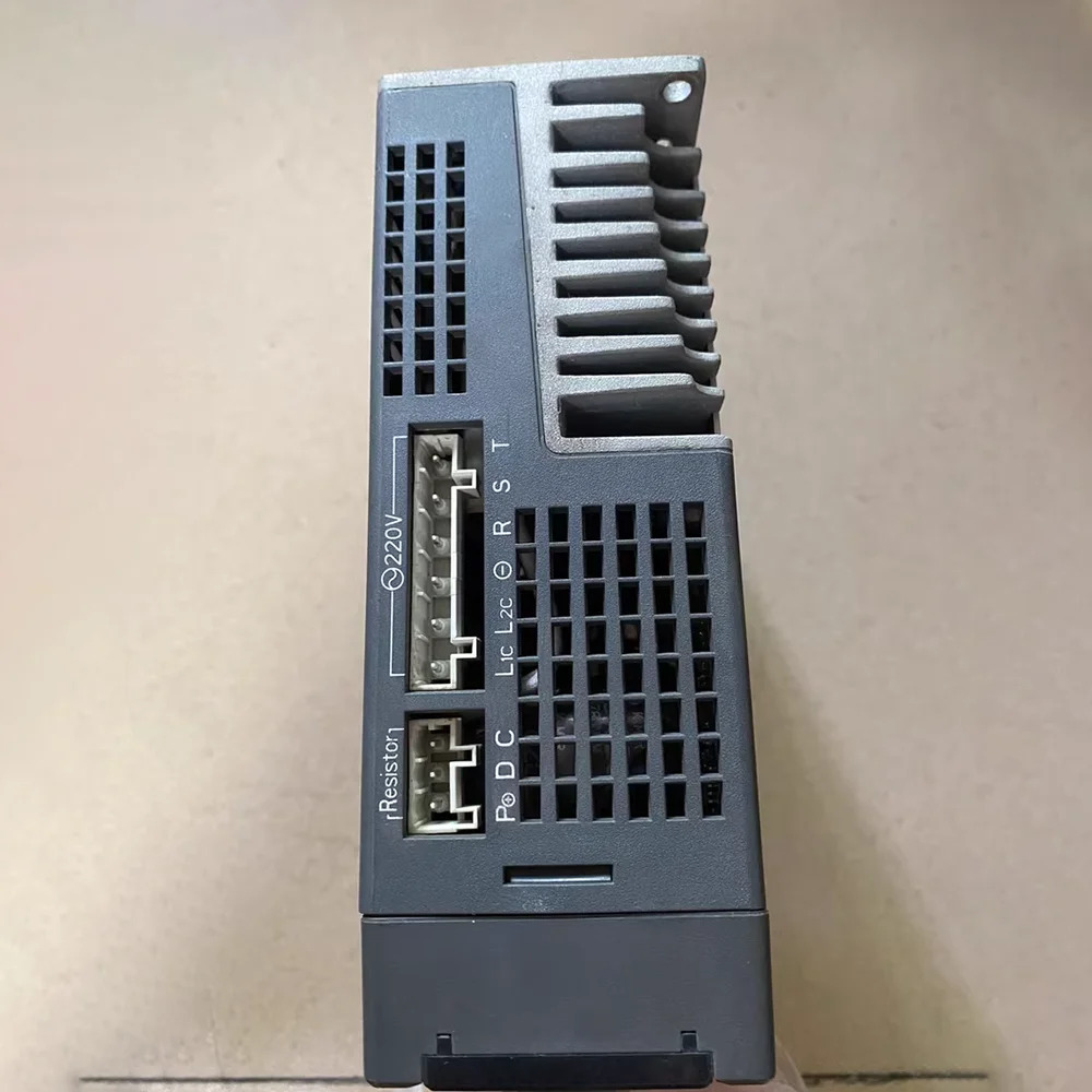 서보 드라이브 ASD-A2-1521-LN 1.5KW용