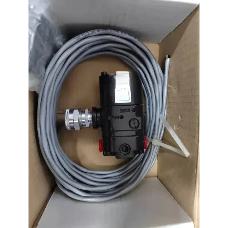 Nordson 센서 XDCR CUR TO PRESS 30FT 케이블 772033 A