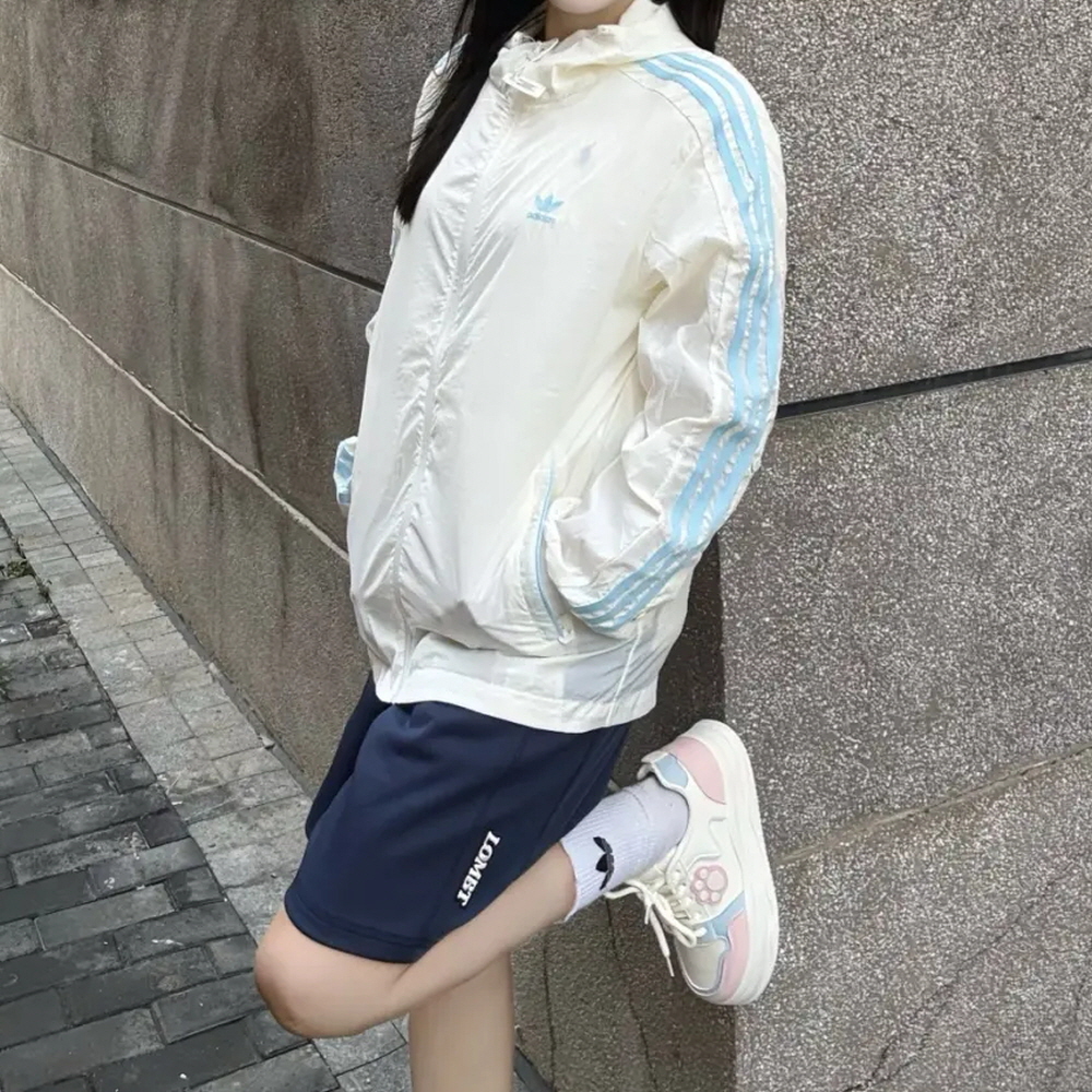 아디다스 아디브레이크 여성 후드 바람막이 집업 자켓 화이트 JI7474 - 상품 이미지