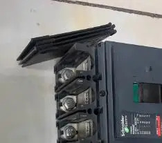 리퍼 기계 성형 케이스 회로차단기 NSX630F