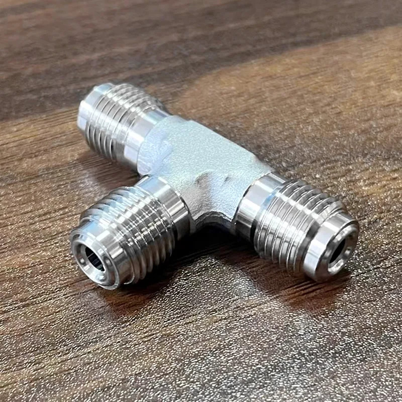 VCR 1/4 1/2 수컷 티 크로스 커넥터 나사 스테인리스 스틸 316L 버트 나사.1개
