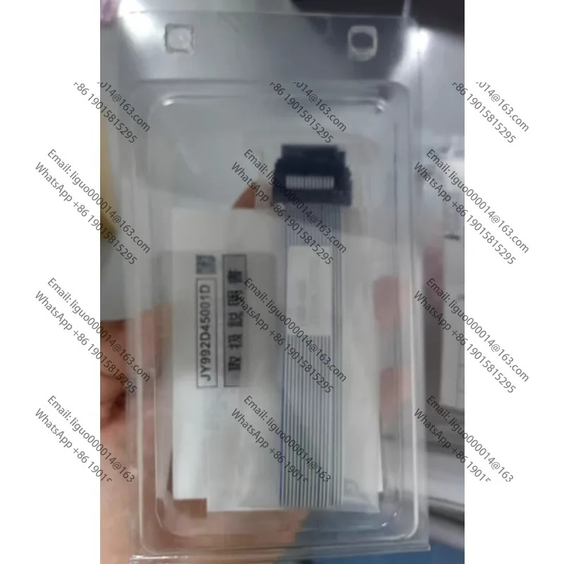 FX0N-65EC FX2N-CNV-BC는 과 같이 기능 패키지가 좋고 연장 케이블도 있습니다.