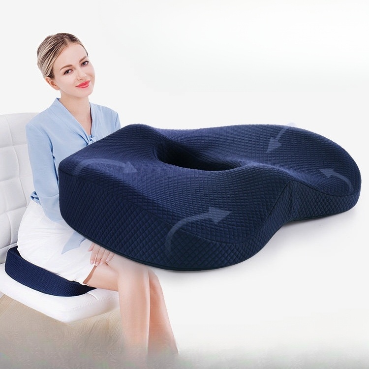 차량용 키높이 방석 고밀도 메모리폼 인체공학적 디자인 3D에어메쉬 통풍 엉덩이 꼬리뼈 - 상품 이미지