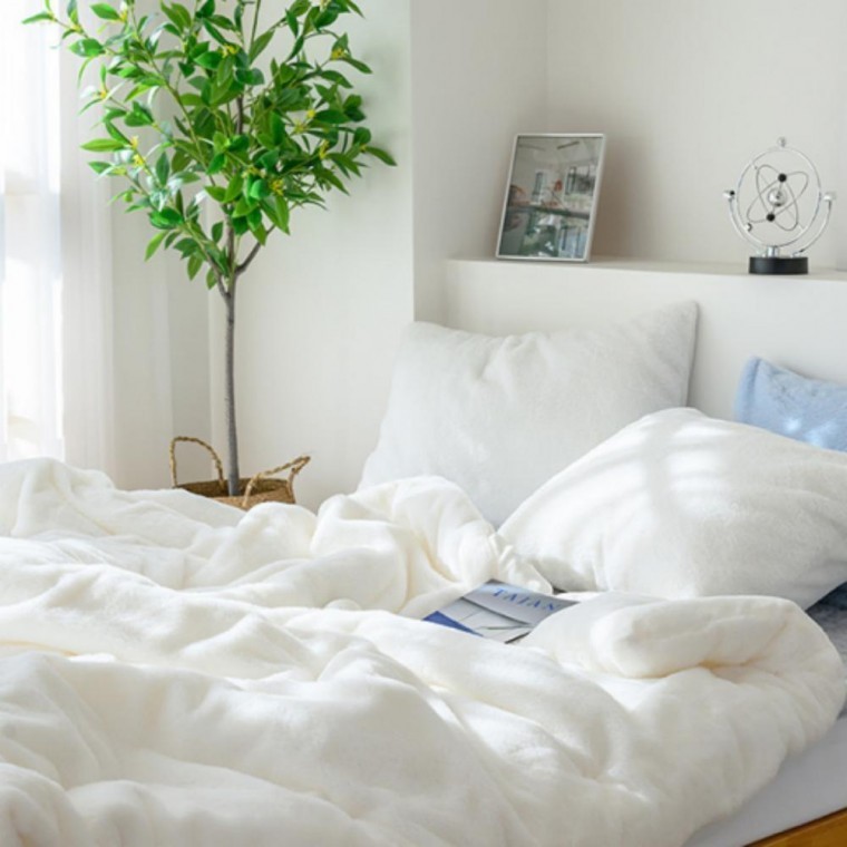 지니몰 겨울 베개 SS 극세사 밍크 침구 화이트 이불 세트