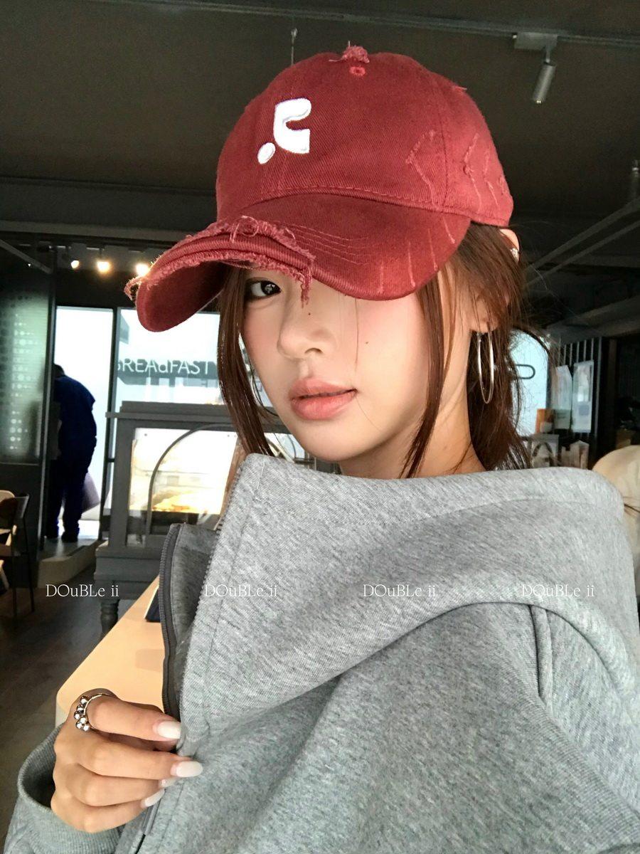 여성 자수 야구모자 볼캡 자외선차단 패션 캡 - 상품 이미지