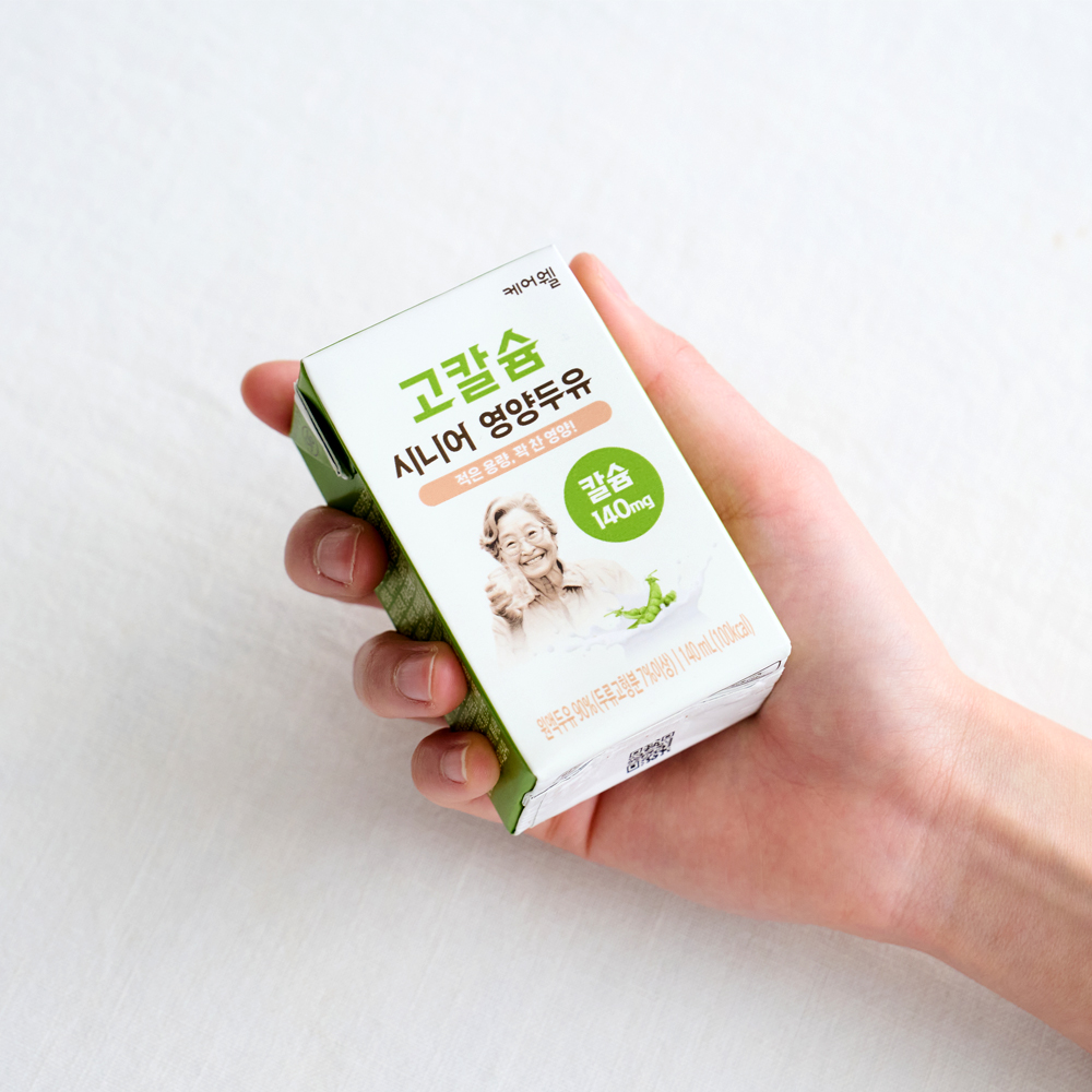 케어웰 고칼슘 시니어 영양두유 어르신 노인 소화 잘되는 단백질 요양원두유 140ml, 24개 이미지 4